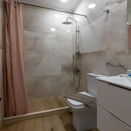 Laki's Place Apartamento