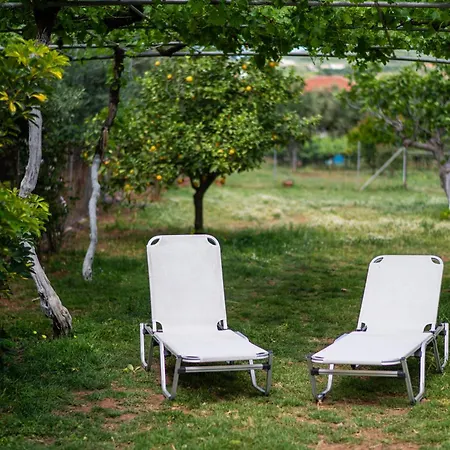 Laki's Place Appartamento