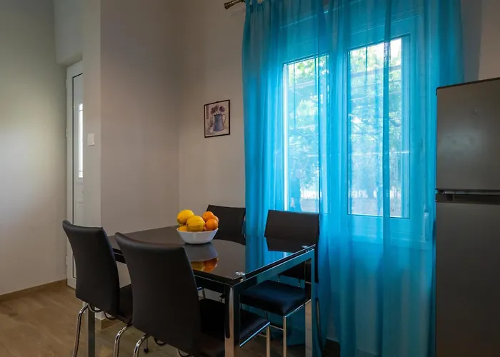 Laki's Place Χράνοι